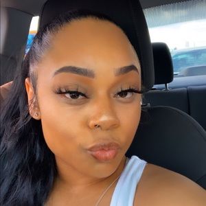 Meet your Posher, Rebekah